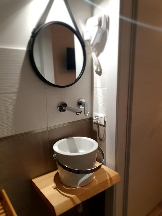 Residenza Tarzana Hotel Palermo Buitenkant foto