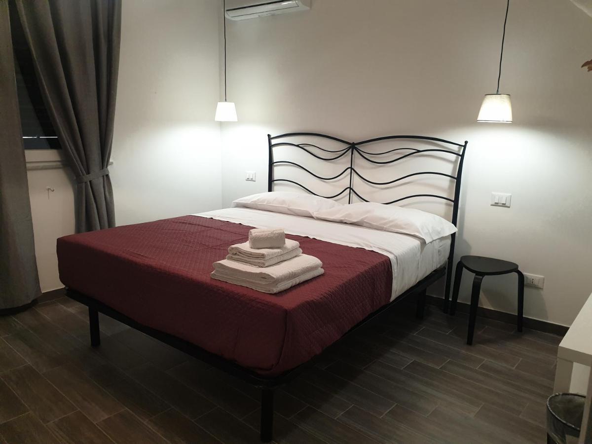 Residenza Tarzana Hotel Palermo Buitenkant foto