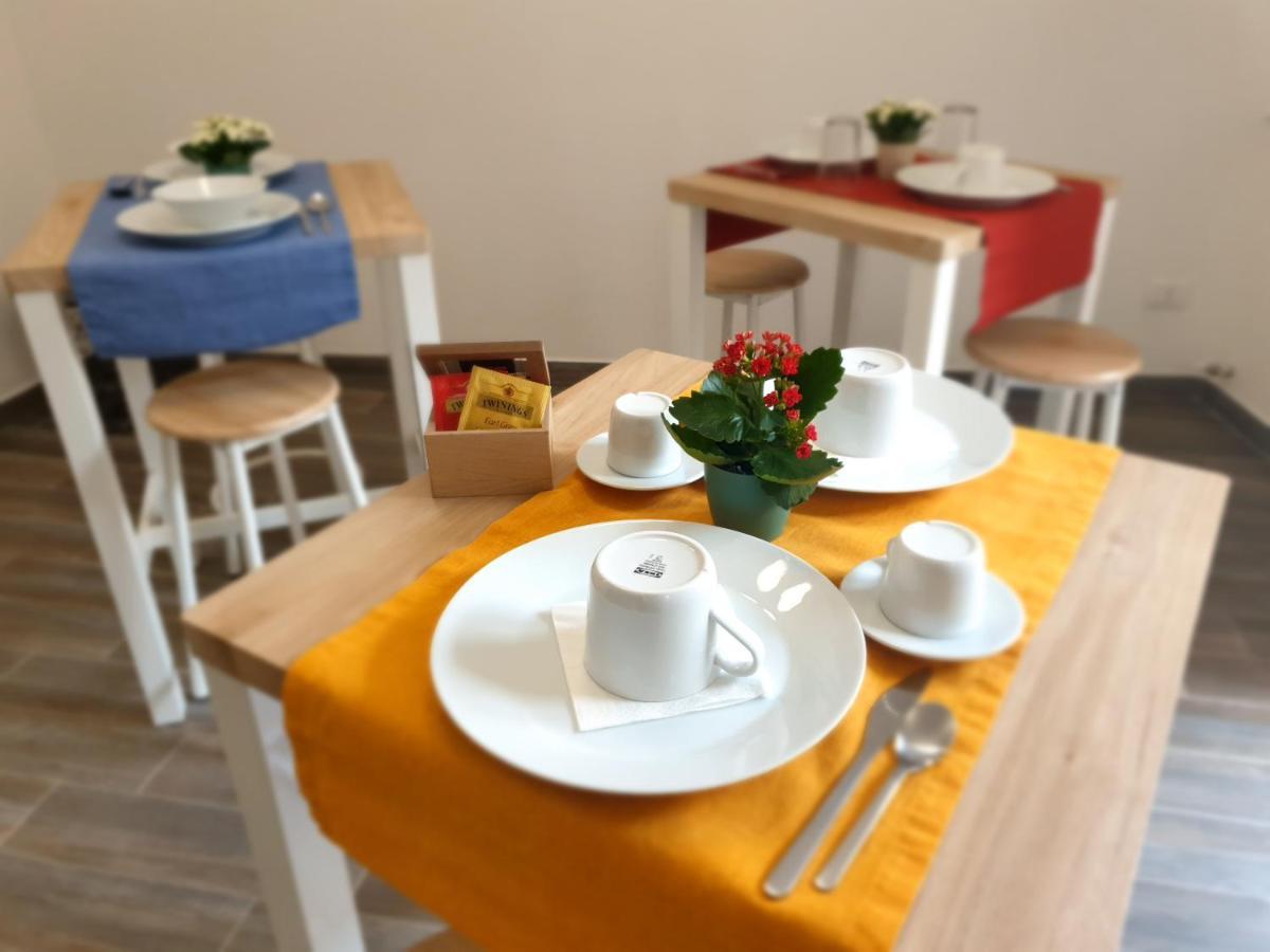 Residenza Tarzana Hotel Palermo Buitenkant foto
