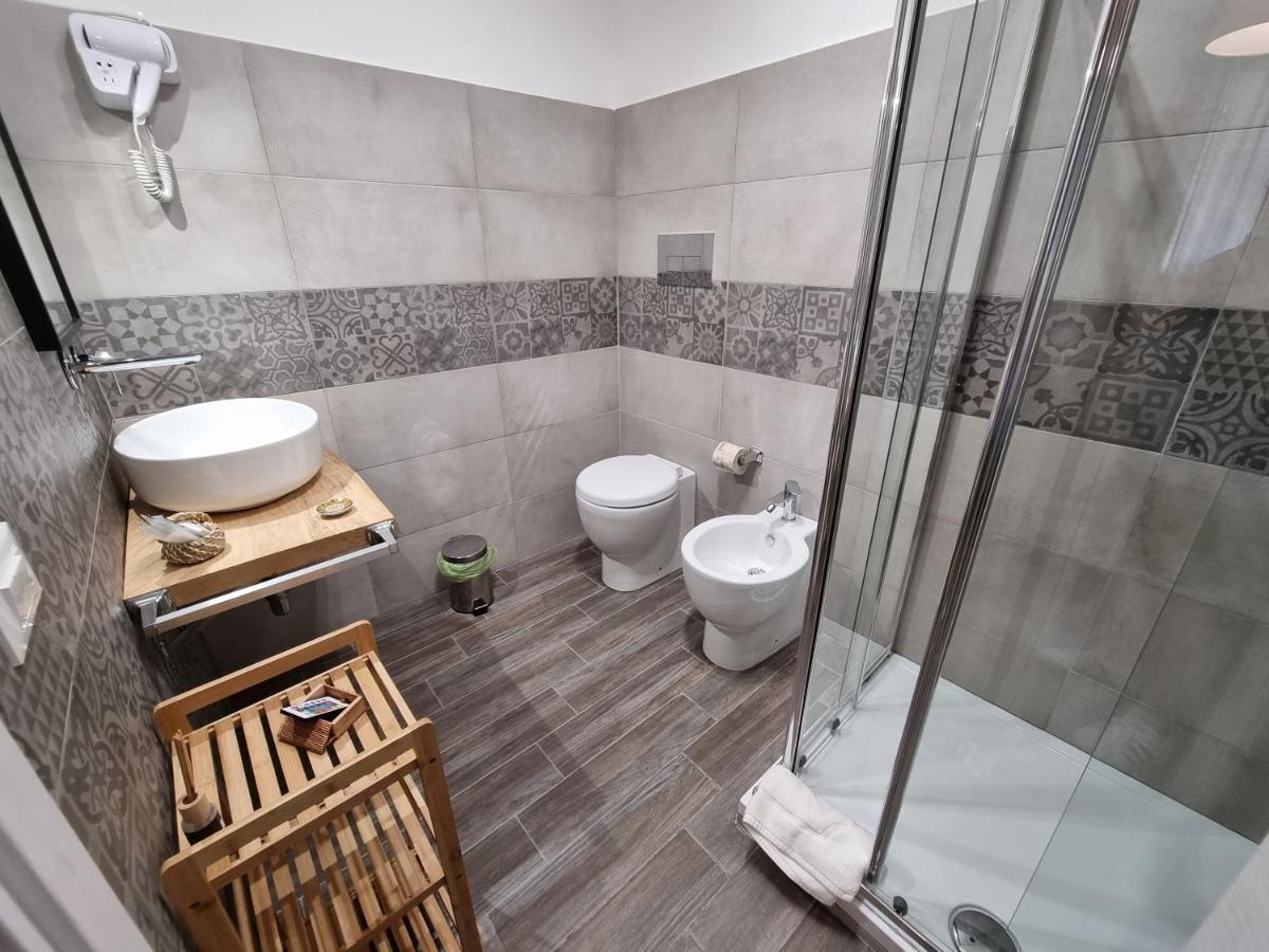 Residenza Tarzana Hotel Palermo Buitenkant foto