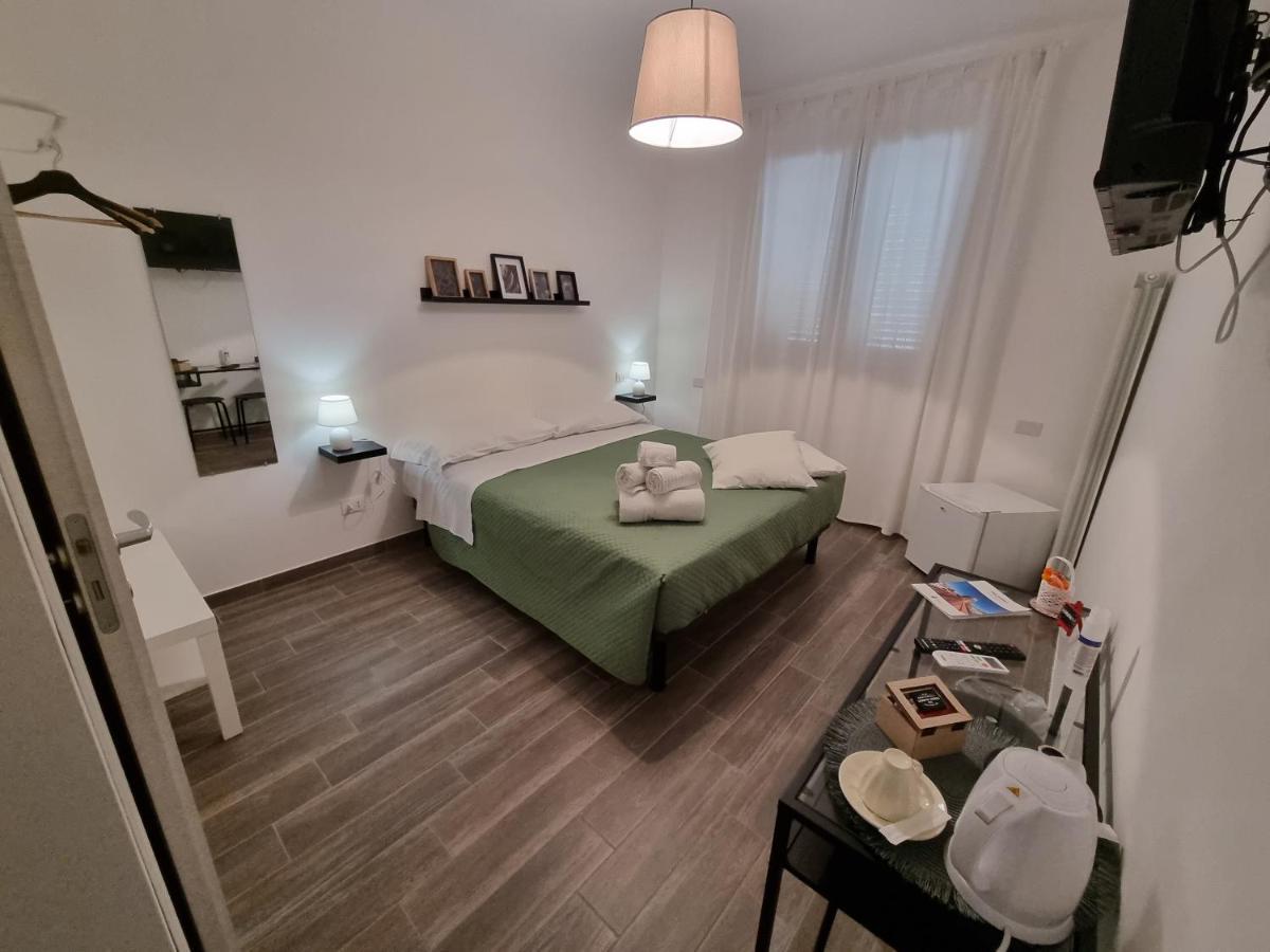 Residenza Tarzana Hotel Palermo Buitenkant foto