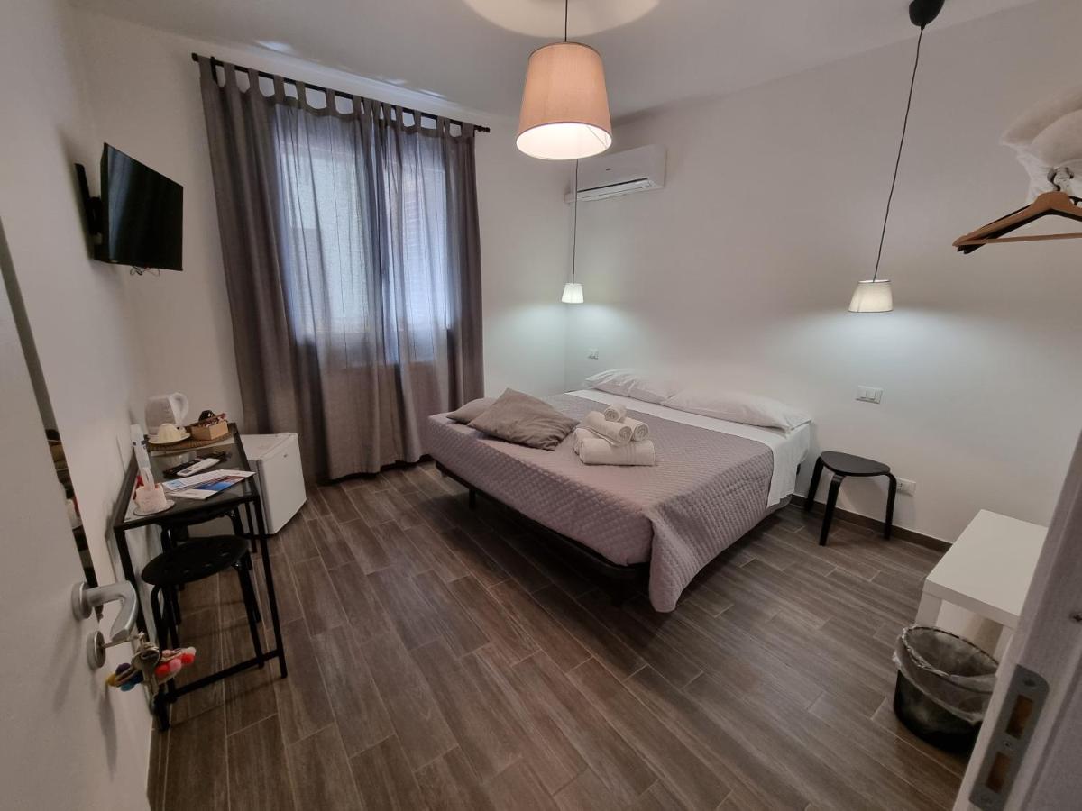 Residenza Tarzana Hotel Palermo Buitenkant foto