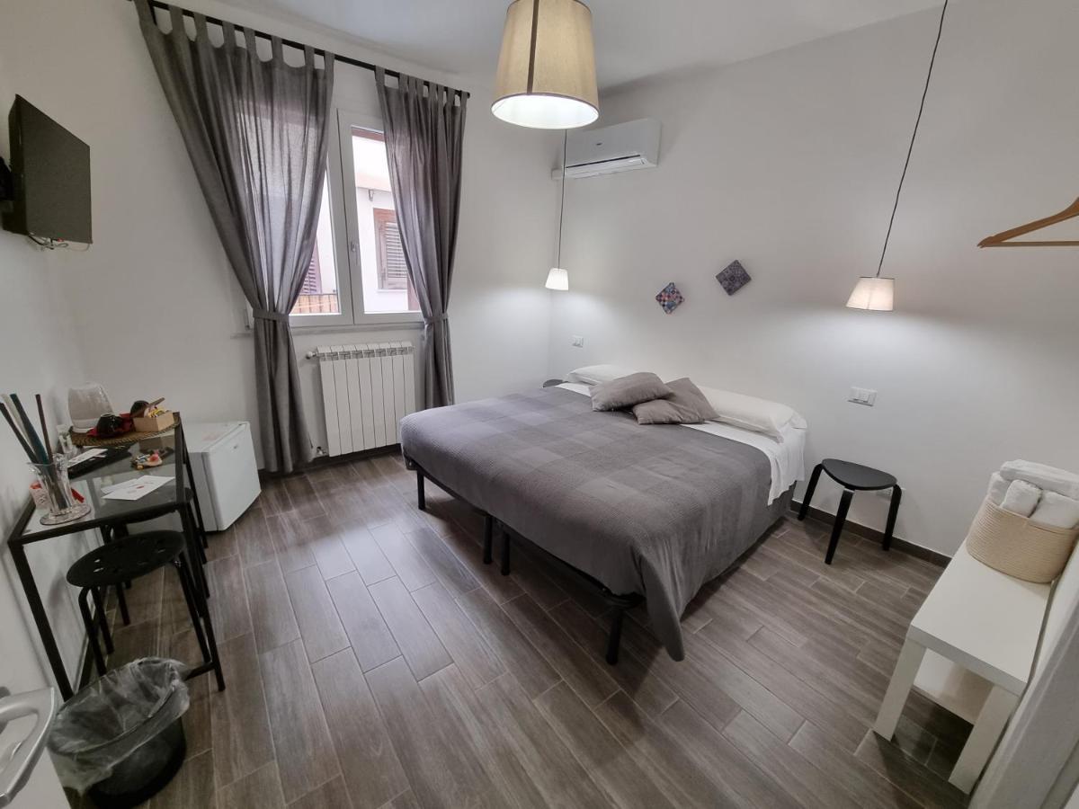 Residenza Tarzana Hotel Palermo Buitenkant foto